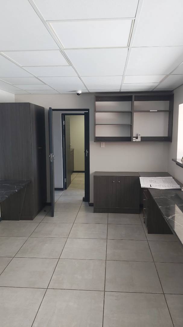 To Let commercial Property for Rent in Fairview Eastern Cape